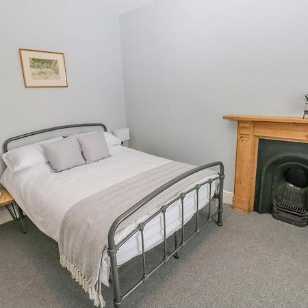 54 Pencoed Road Villa Burry Port Eksteriør bilde