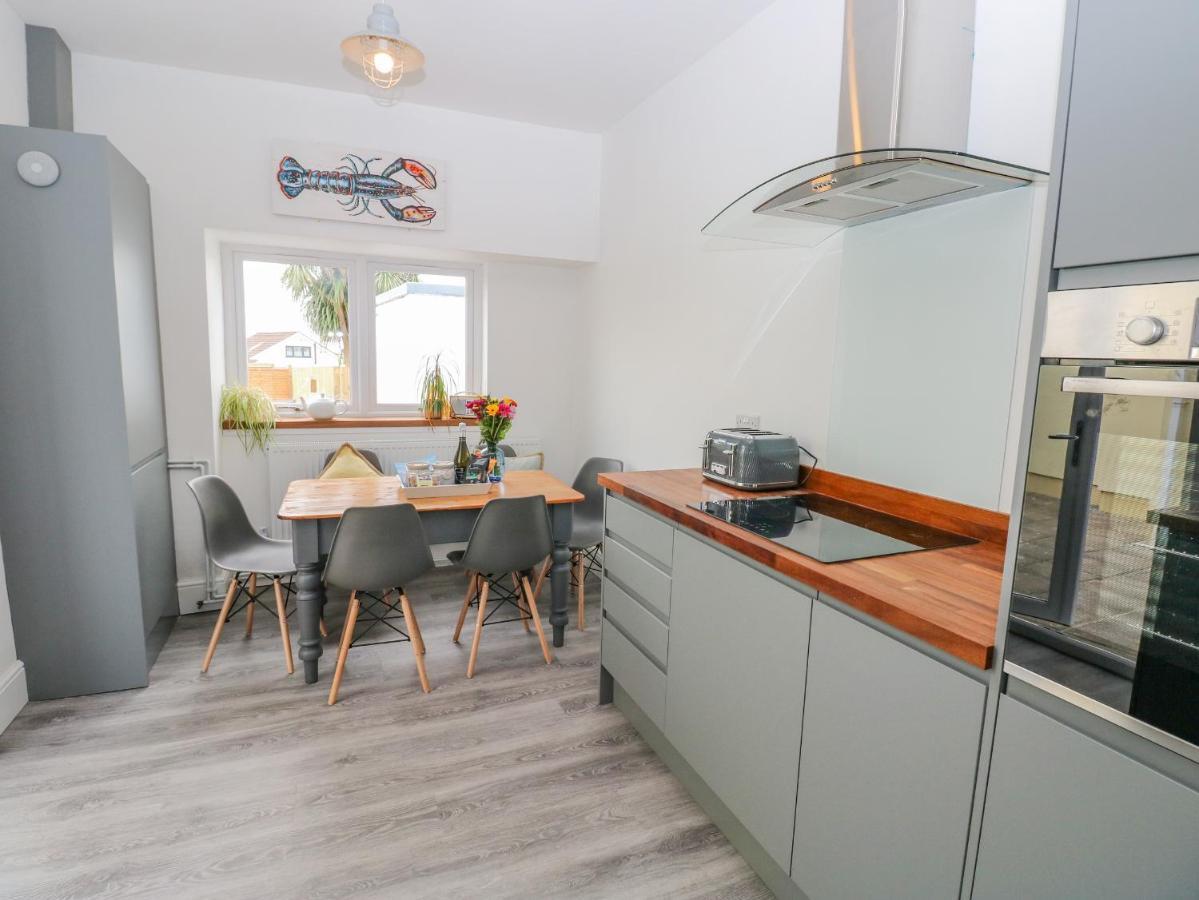 54 Pencoed Road Villa Burry Port Eksteriør bilde